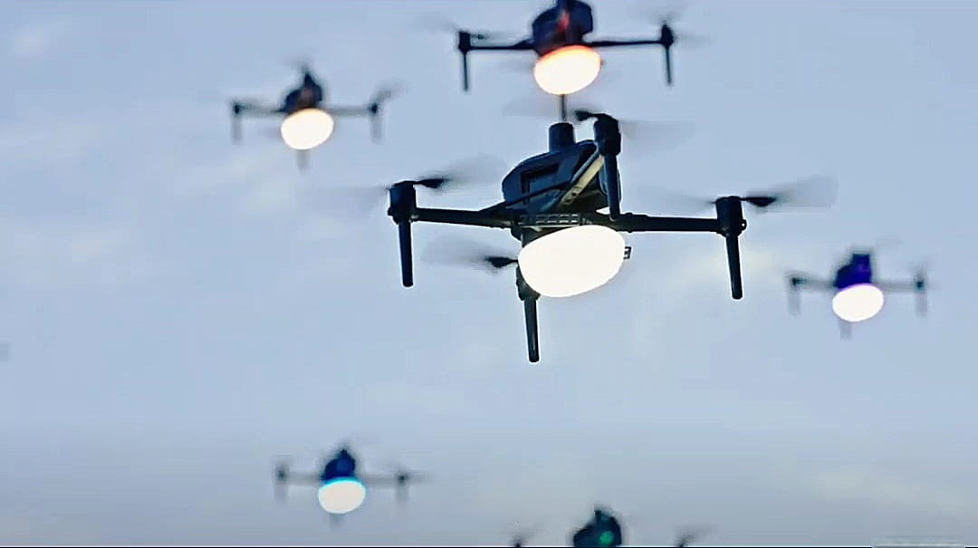 Drony oświetleniowe